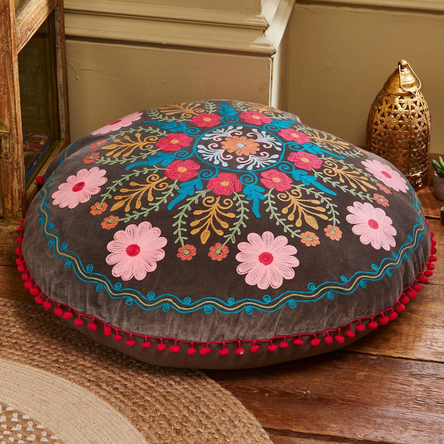 Ahyana Lounging Cushion
